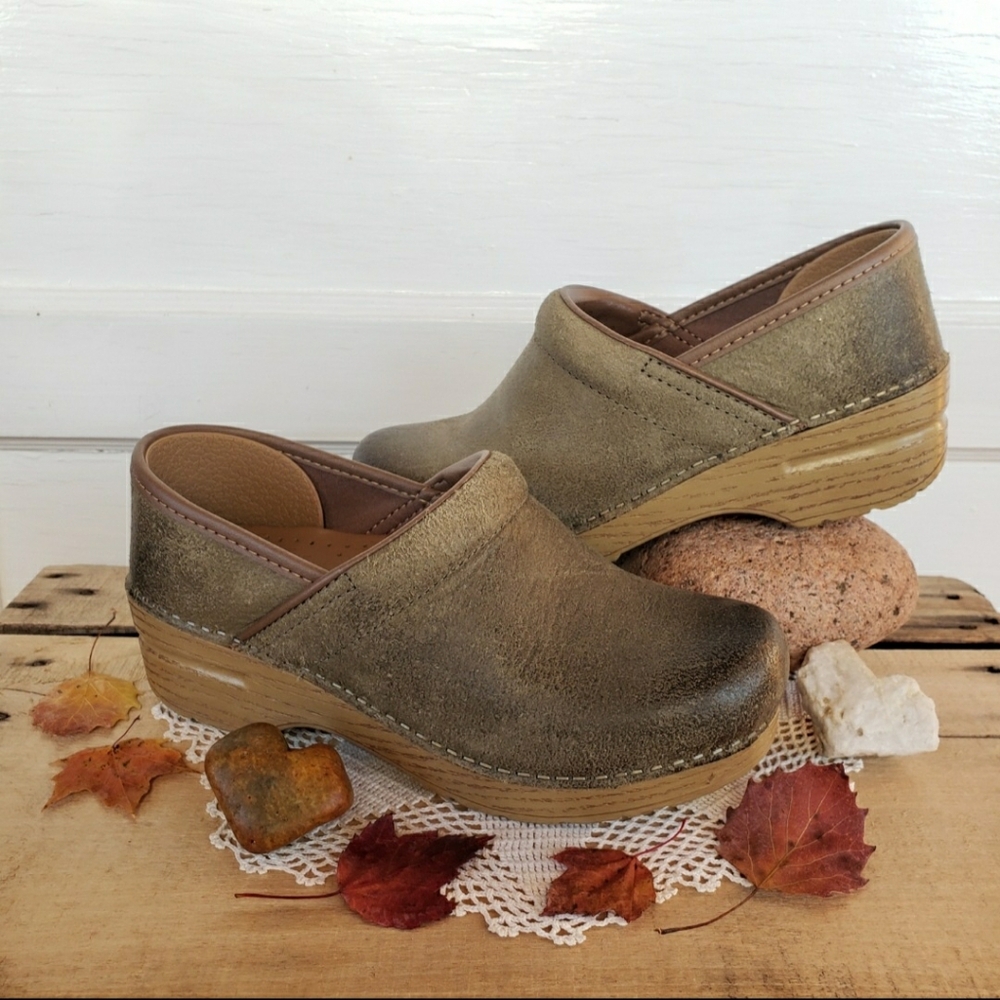 🌿Reserved for Lise🌿Moss Taupe Dansko Pro Clog Olive Burnished Boho Prairie♡ - Picture 9 of 9